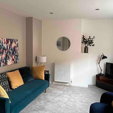 Town Centre Apartment With Parking والينغفورد المظهر الخارجي الصورة